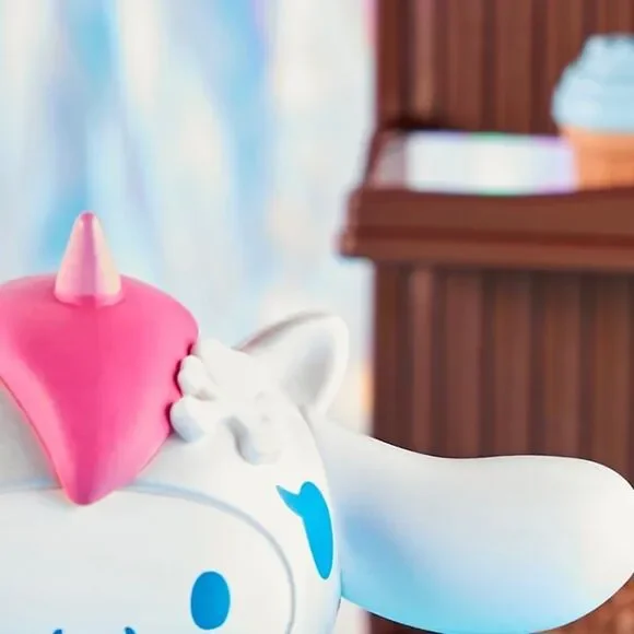 tokidoki Cinnamoroll x Stellina from tokidoki x Cinnamoroll Sweet Treats Series - Picture 7 of 7